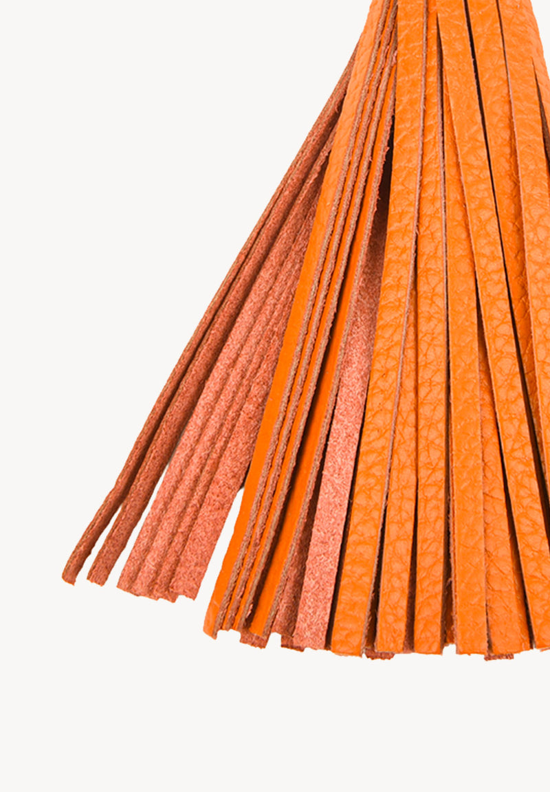 FORGET ME NOT - Grained leather pompom keyring