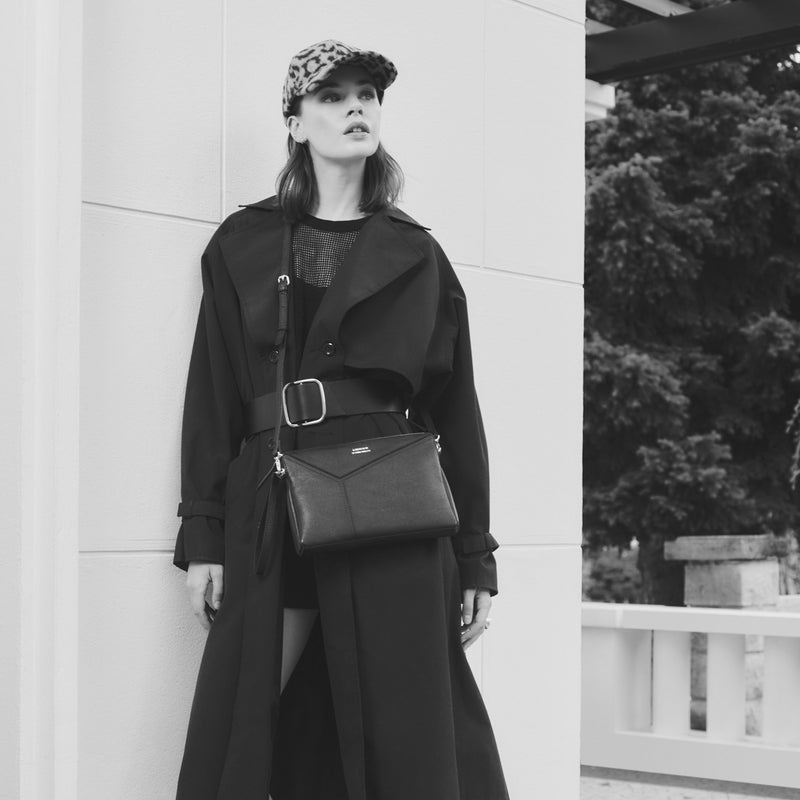 ZORA - ORIGAMI-style grained leather zipped clutch bag