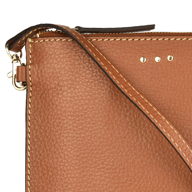 FLOPPY - Grained leather clutch bag