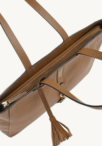 ÉNORA - Sac fourre tout en cuir grainé avec mousqueton Brandy