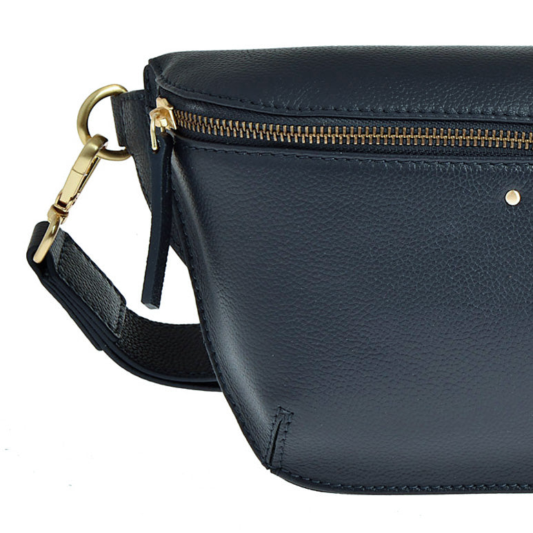 GAYA - Grained leather fanny pack