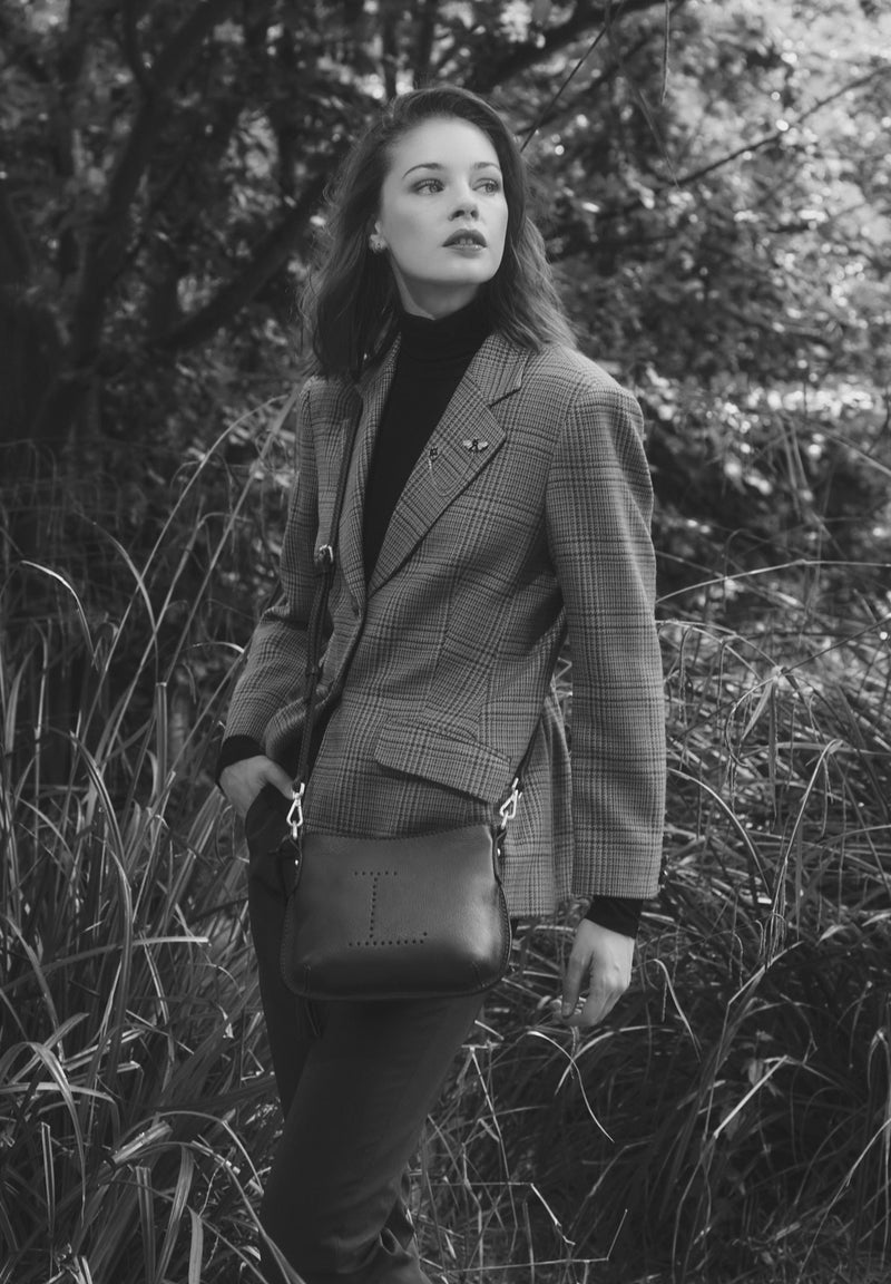 MINI CELIA - Petit sac besace en cuir grainé Bordeaux