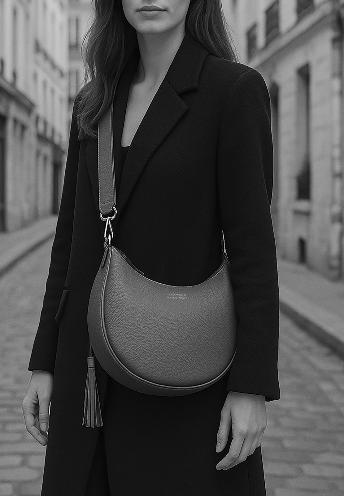 ALBANE - Sac demi lune en cuir grainé couleur bronze