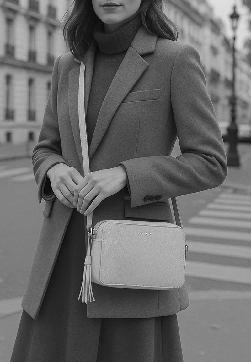 CAMERA - Grained leather shoulder bag