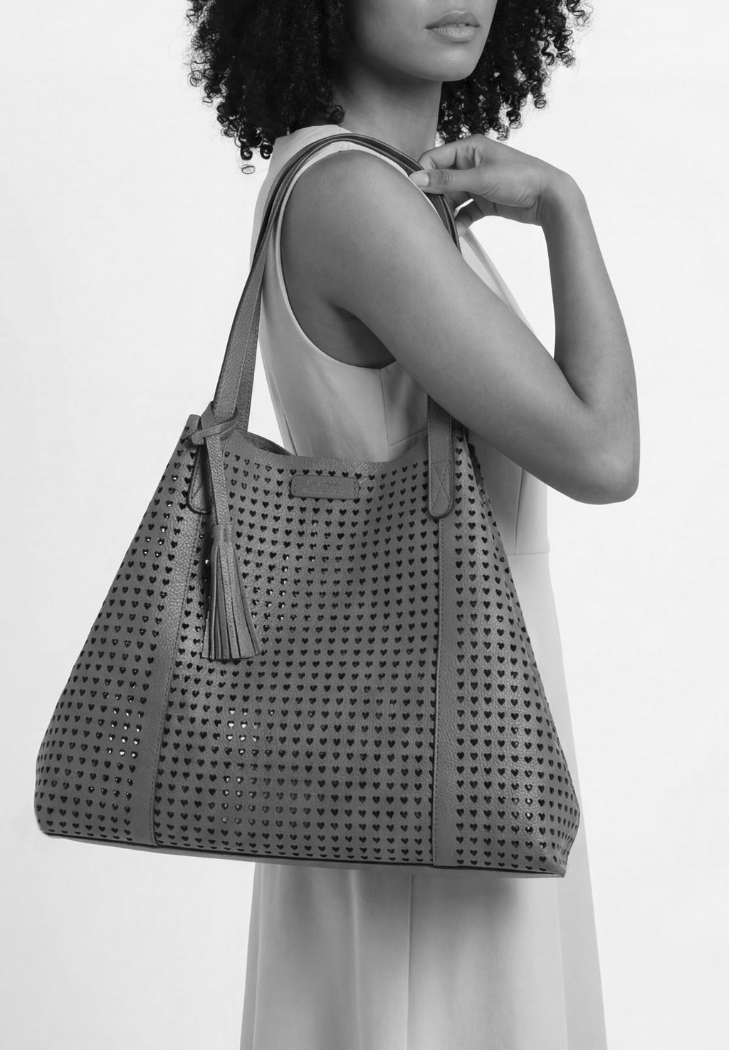 ODÉON - Sac cabas perforé cœur en cuir