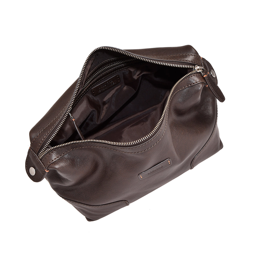 TRAVEL - Natural leather toiletry bag